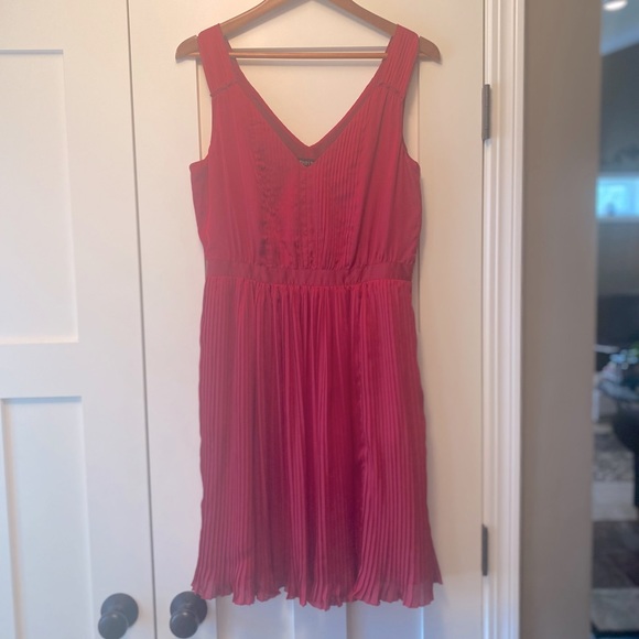 NWT Black house white market read pleated dress - Picture 1 of 5